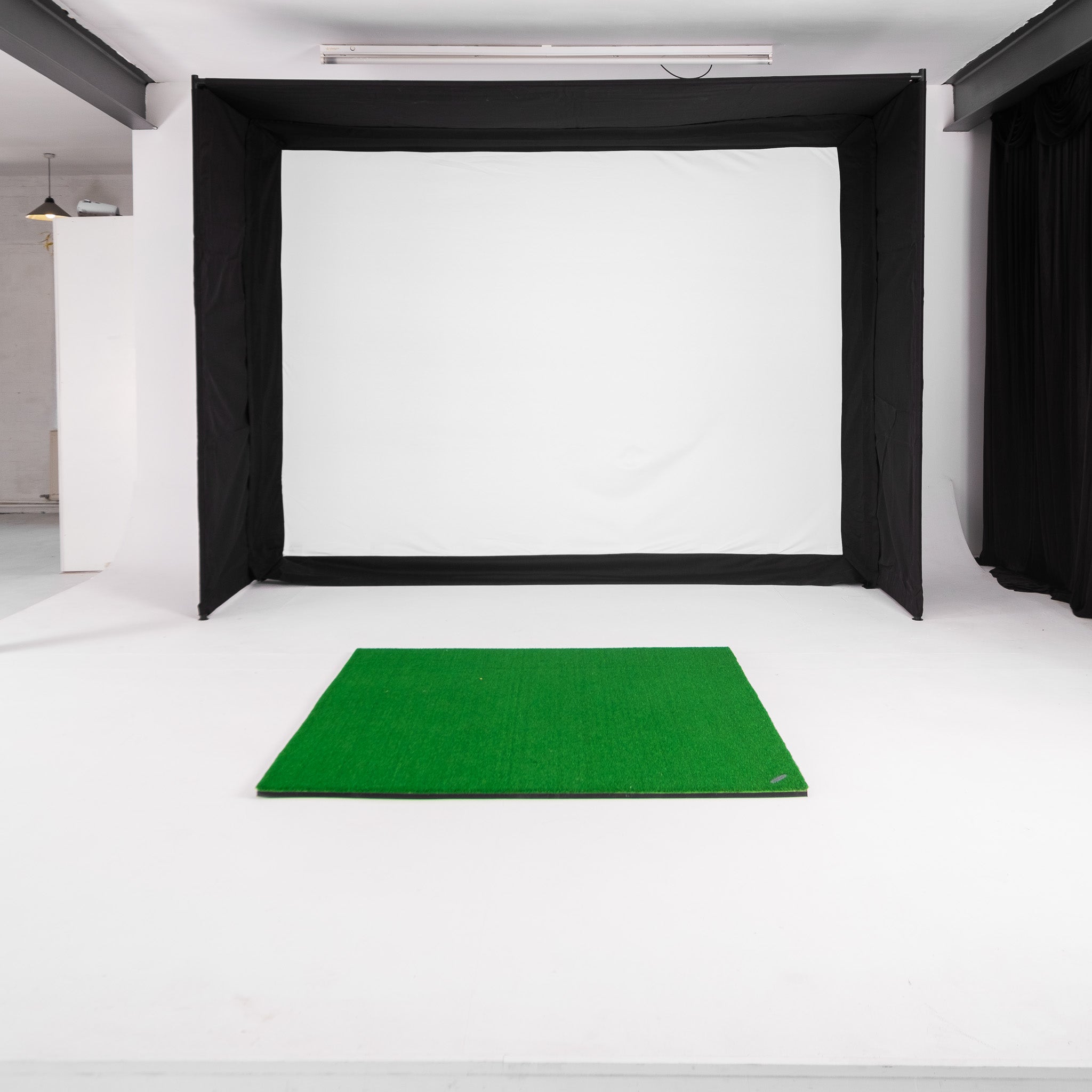 GolfBays EasySim Golf-Simulator-Gehäuse