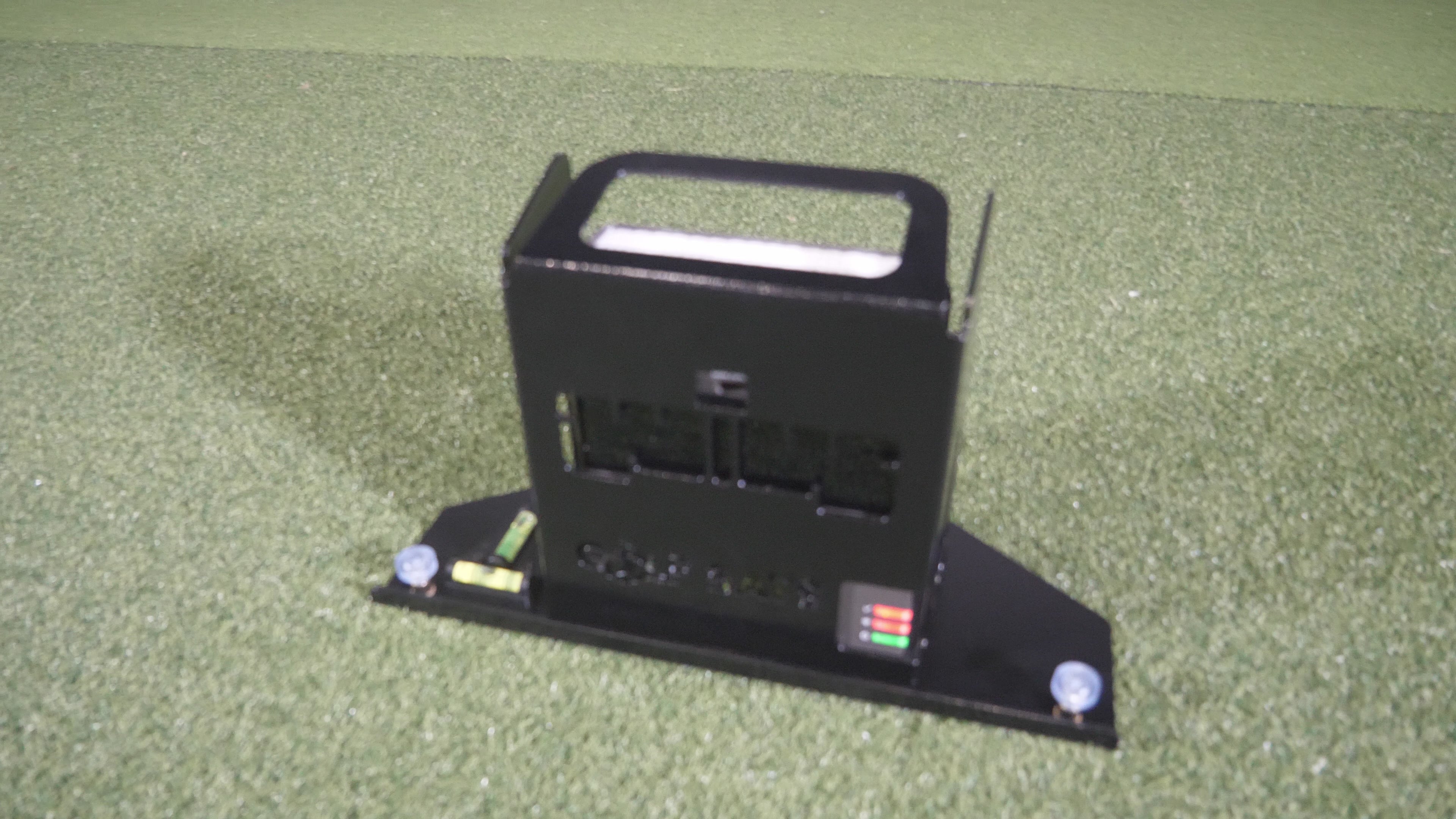 Golfbays Skytrak Metallgehäuse